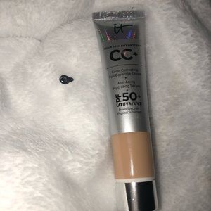 IT Cosmetics CC+